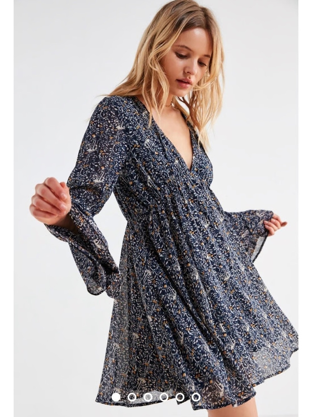 Navy Floral V-Neck Long Sleeve Mini Dress